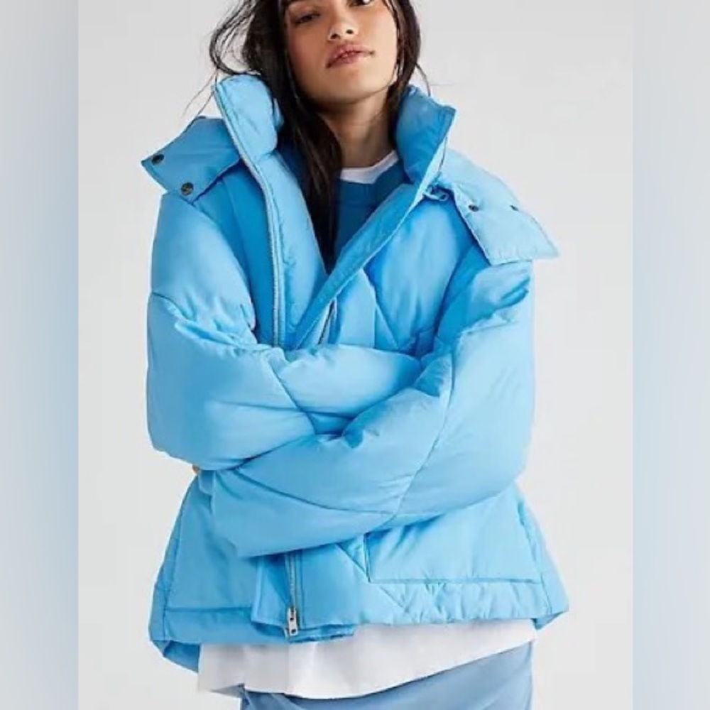 Free people puffer jacket.